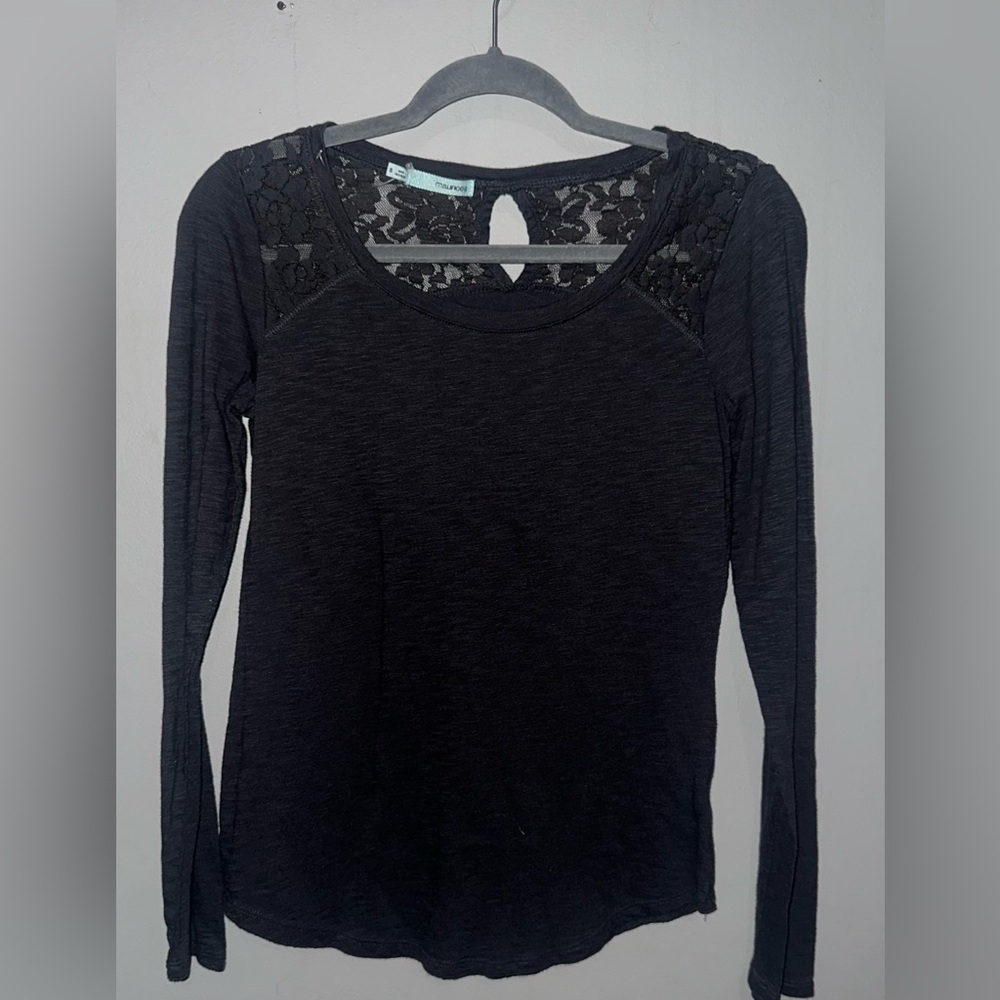 Maurice’s Gray Lace Shoulder Long Sleeve Top | Women’s Small
